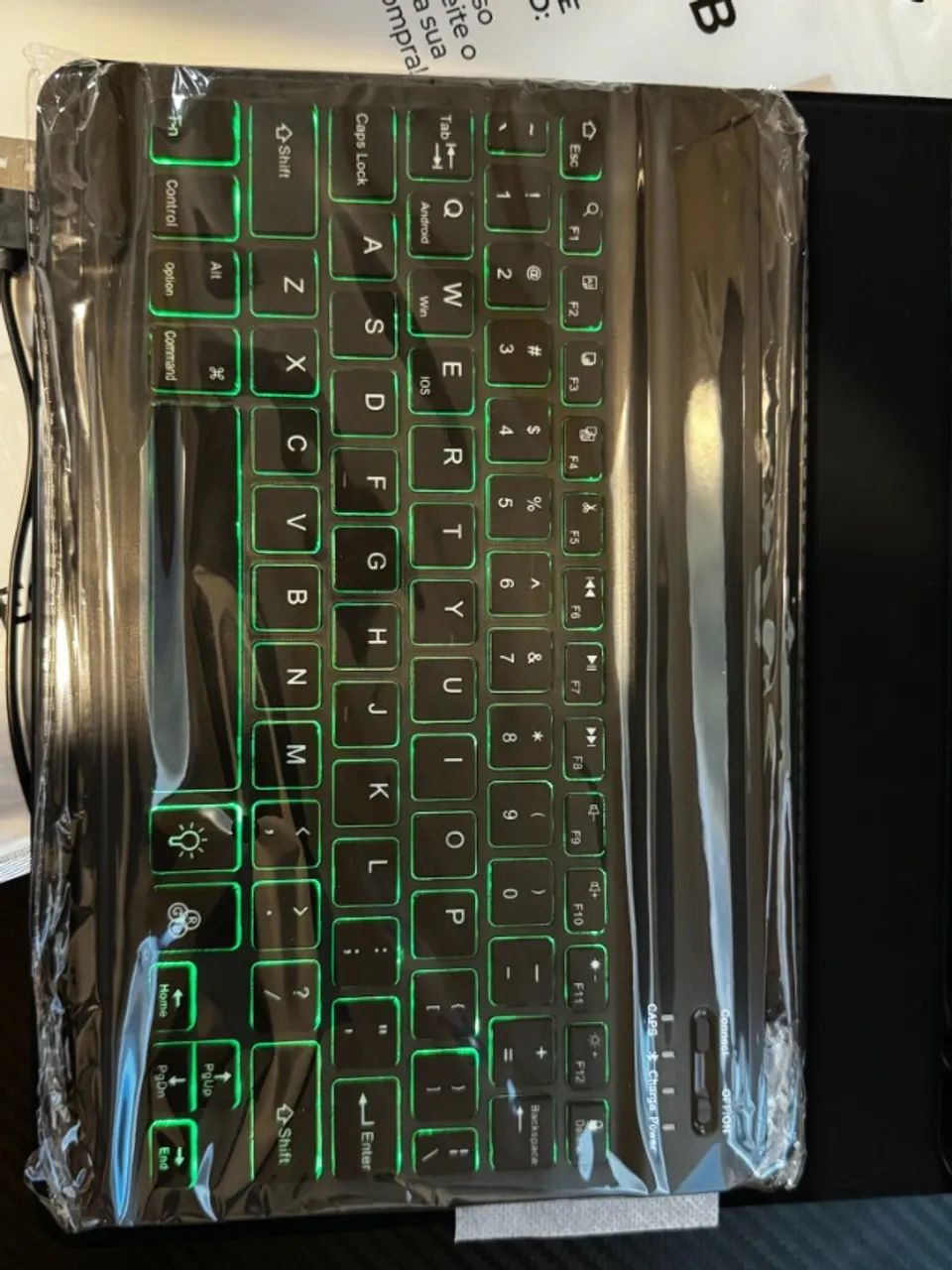Capa Para iPad com Teclado - Foto 5