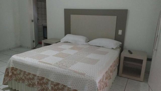 Suíte mobiliada - Foto 2