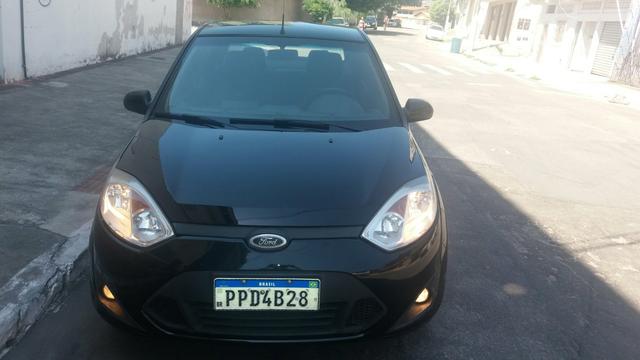 FIESTA 1.6 sedã novinho kit gás, manual e chave reserva - Foto 9