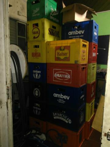 Vendo caixas de cervejas 600ml - Foto 2