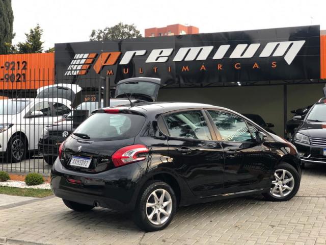 PEUGEOT 208 ALLURE 1.5 8V FLEX MEC. 2014 - Foto 2