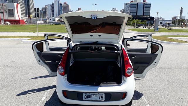 Fiat Palio Completo TOP Attractive 2016 - Foto 17