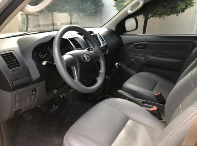 Toyota Hilux 3.0 CD 4x4 STD -2015 - Estado de Zero - Foto 4