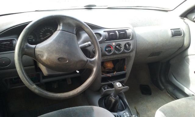 Sucata de Ford Escort Gl 16v Hatch 1997/1998 para retirada de peças - Foto 6