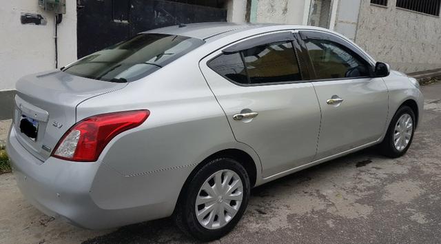 Nissan versa sv 1.6 2ºdono 68.000km
