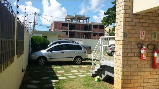 Apartamento 2/4 com armários embutidos - Foto 5