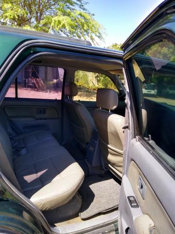 Toyota HIlux SW4 4x4 7 lugares Turbo Diesel - Foto 8