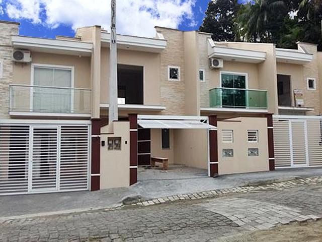 Casa à venda com 3 dormitórios em Floresta, Joinville cod:4427