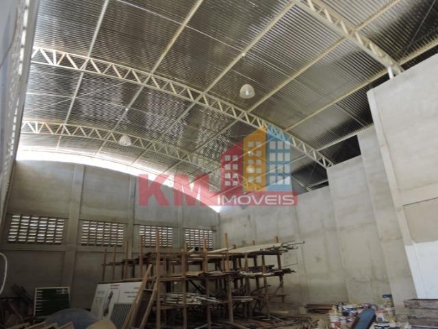 Vende-se ou aluga-se prédio comercial com galpão - KM IMÓVEIS - Foto 14