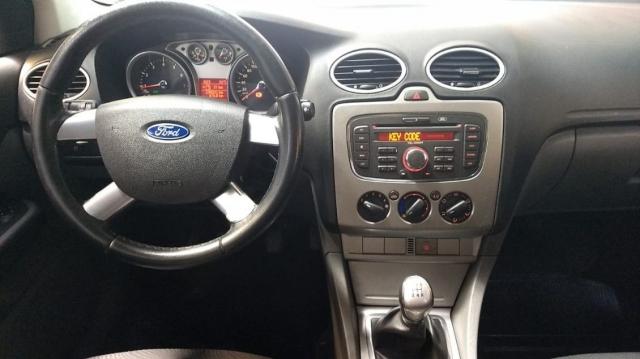 FOCUS 1.6 GLX 2012 completo e impecável - Foto 13