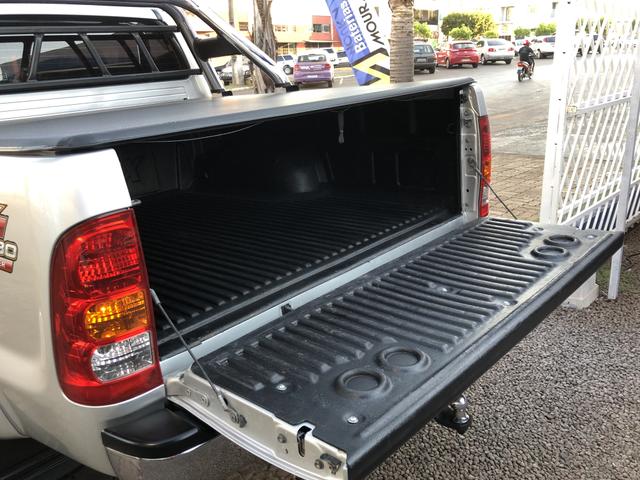 Hilux Srv 3.0 Diesel 4x4 VENDIDA - Foto 11