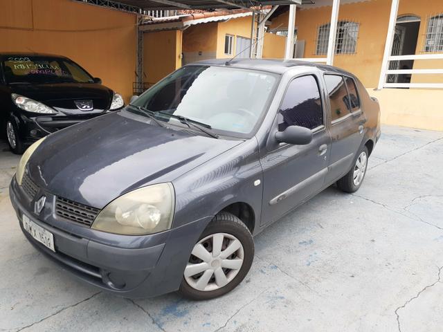 Clio sedan Rl 1.0 4p 2004 - Foto 4
