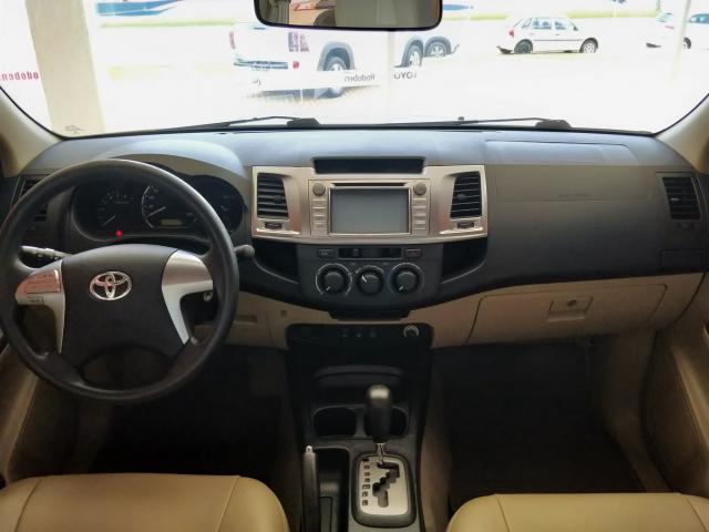 HILUX SW4 2015/2015 2.7 SR 7 LUGARES 4X2 16V FLEX 4P AUTOMATICO - Foto 7