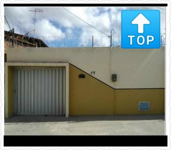 Casa plana próximo do frotinha de Messejana 7x37