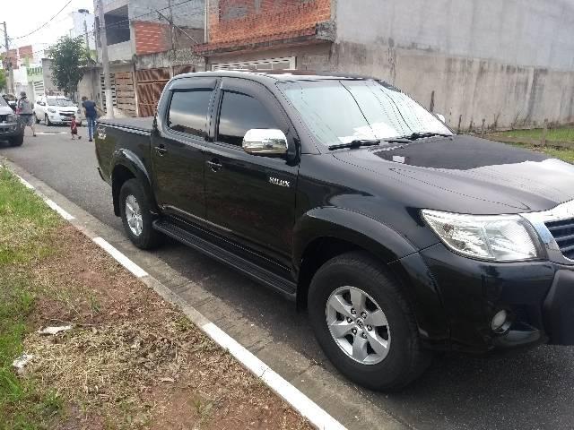 Hilux SRV completa