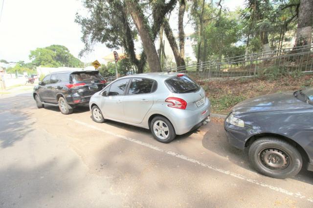 Peugeot 208 em estado de novo - Foto 10