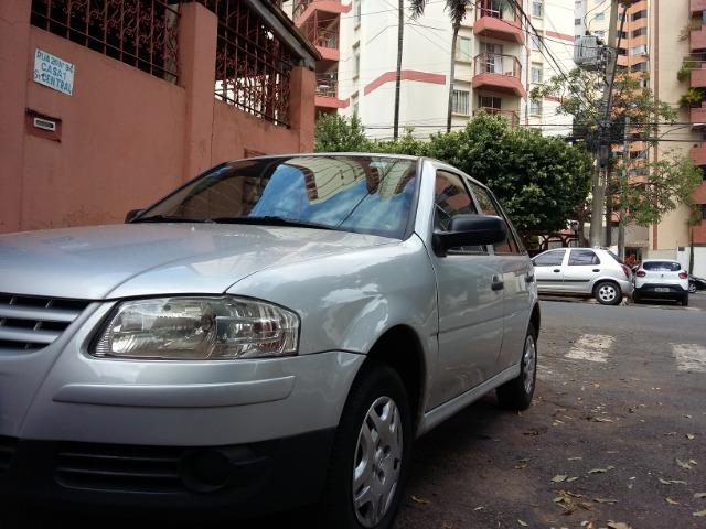 Gol 1.0 GIV 8V Flex cor prata, completo, muito conservado. - Foto 9
