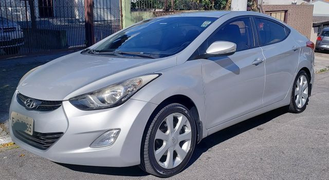 Hyundai Elantra 2013