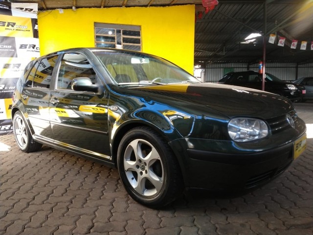 VOLKSWAGEN GOLF 1.6 PLUS 4P