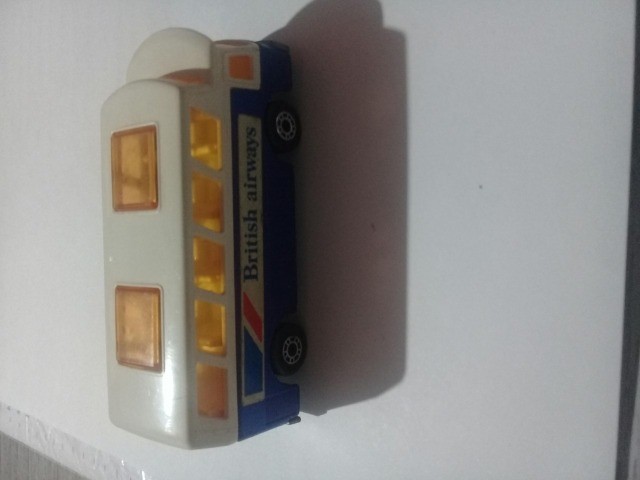 Miniatura 1/64 Matchbox Airport Coach Bus - Foto 4
