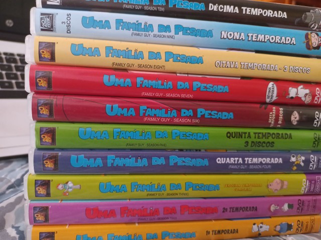 Box de DVDs contendo 10 temporadas do Family Guy - Foto 5