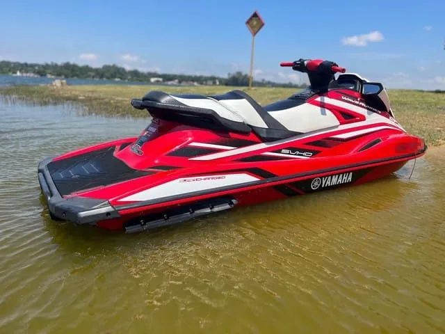 Jet Ski Yamaha Waverunner top de linha.