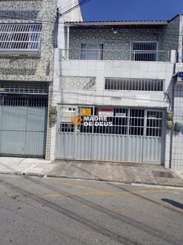 Prédio com kitinetes e casa disponível á venda no Centro - Foto 2
