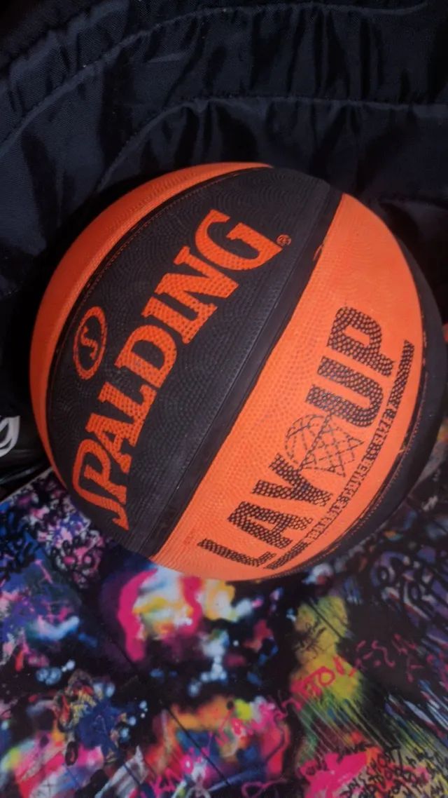 Bola Basquete Spalding Tf-50 Tamanho 7 E Bomba De Encher