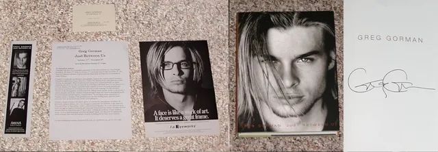 Livro Just between us - Foto 3