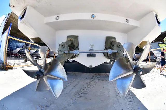 Lancha Offshore 55 pés 100% reformada 2023 - Foto 10