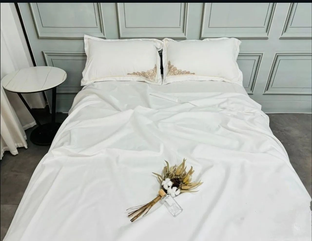 Jogo de Cama 4 peças ( linha Premium ) 1800 fios - Foto 2