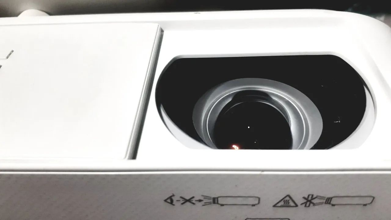 Projetor NEC M322X