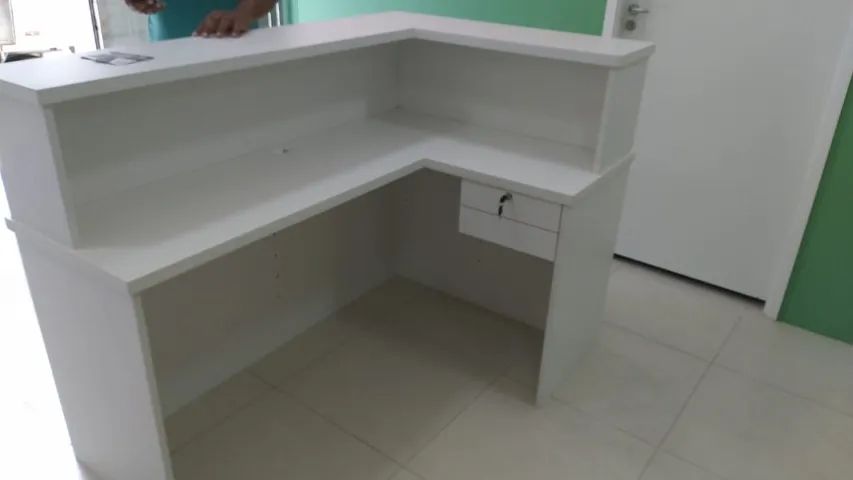 Balcão L canelado amadeirado - Foto 3