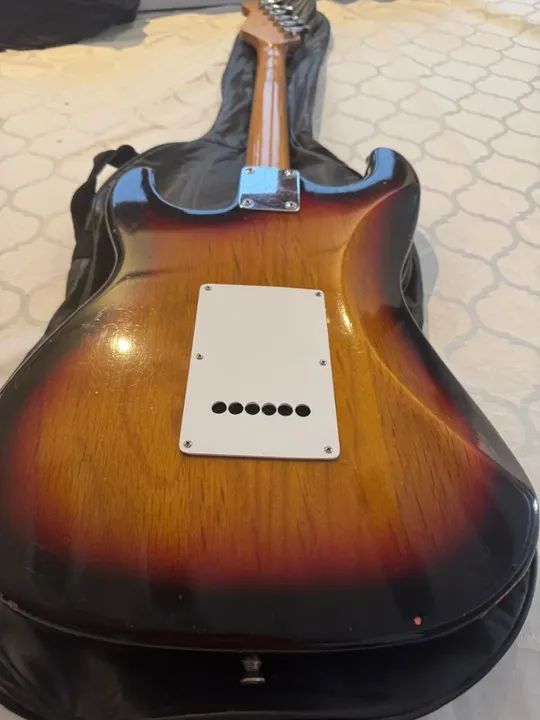 Guitarra Strato Sonic  - Foto 4