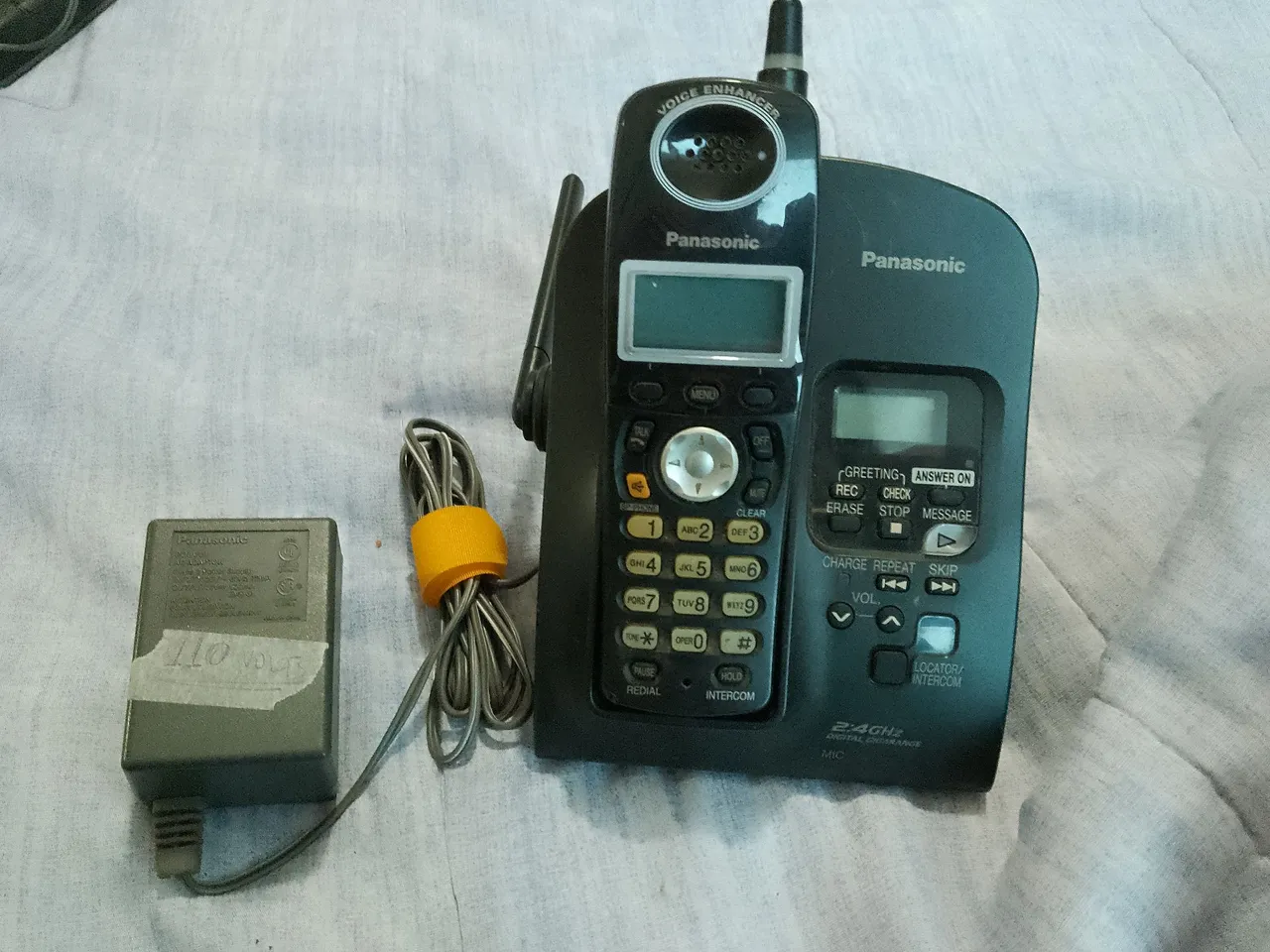 Telefone sem fio Panasonic com secretária 110 v