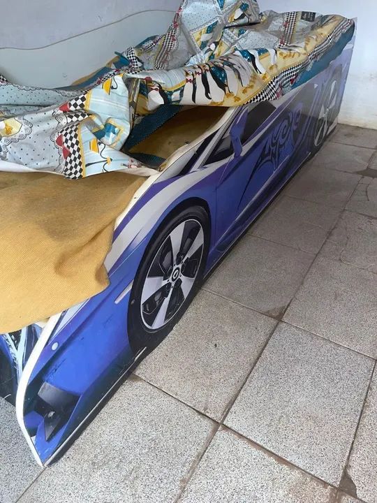 Cama de de carrinho azul - Foto 2