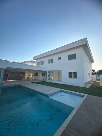 Mansão duplex de luxo no condomínio Athenas