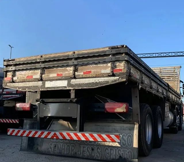 Scania P 310 (2014) Carroceria 8x2 - Foto 4