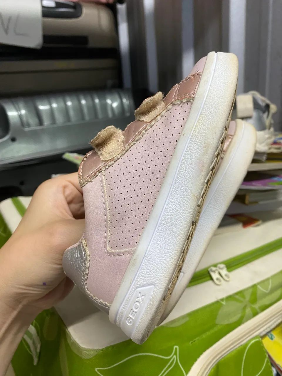 Sapato importado infantil Geox rosa tamanho 25 (europeu) - Foto 2