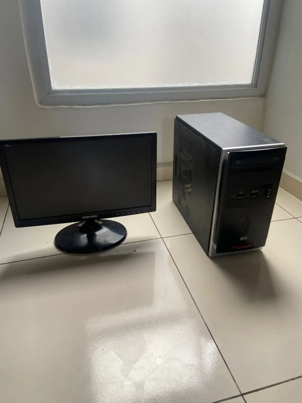 Monitor samsung led 20 polegadas + gabinete , leia o anuncio!