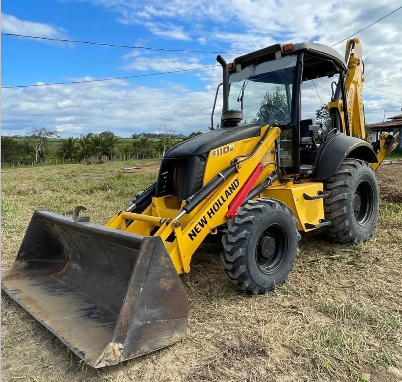 Retroescavadeira New Holland B110B - Foto 3