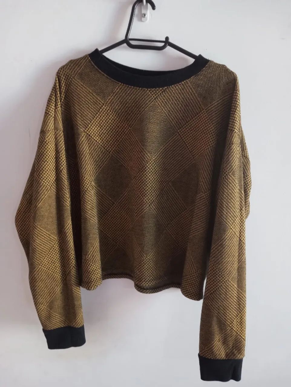Blusa Forever 21 Preta e Amarela Tamanho M - Foto 2