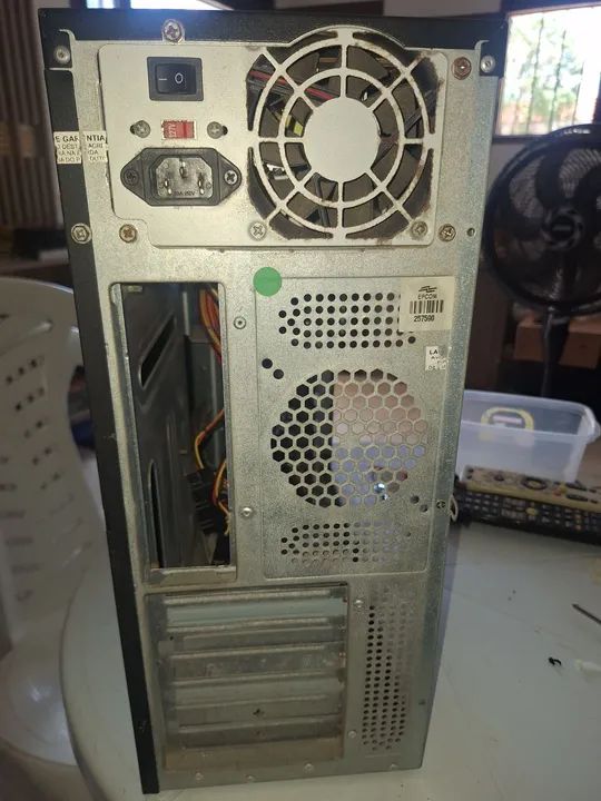 Gabinete de PC Epcom com Fonte - Foto 3