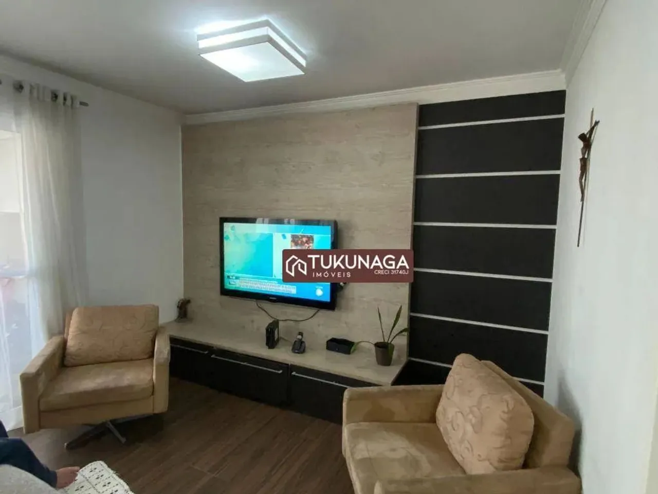 Apartamento com 3 Quartos à venda, 2 Vagas 108 m² por R$ 1.060.000 - Vila Augusta - Guarul
