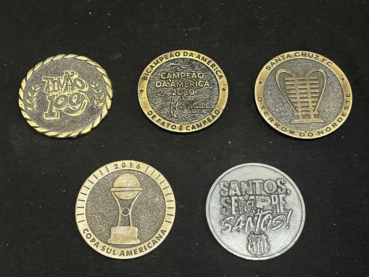 Medalhas de futebol comemorativas  - Foto 2