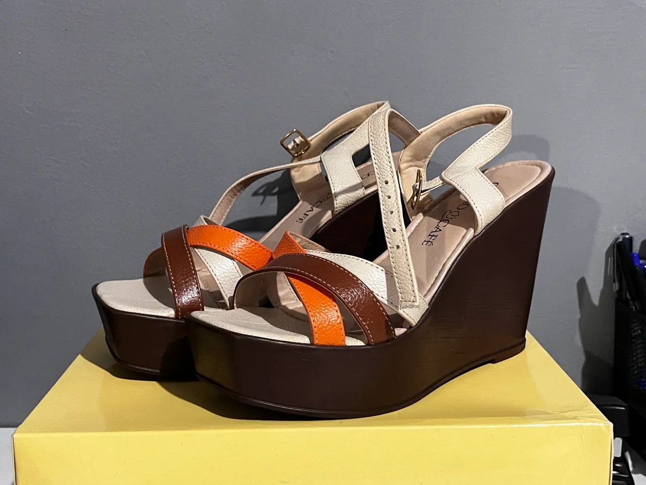 Plataforma / Couro café  - Foto 3