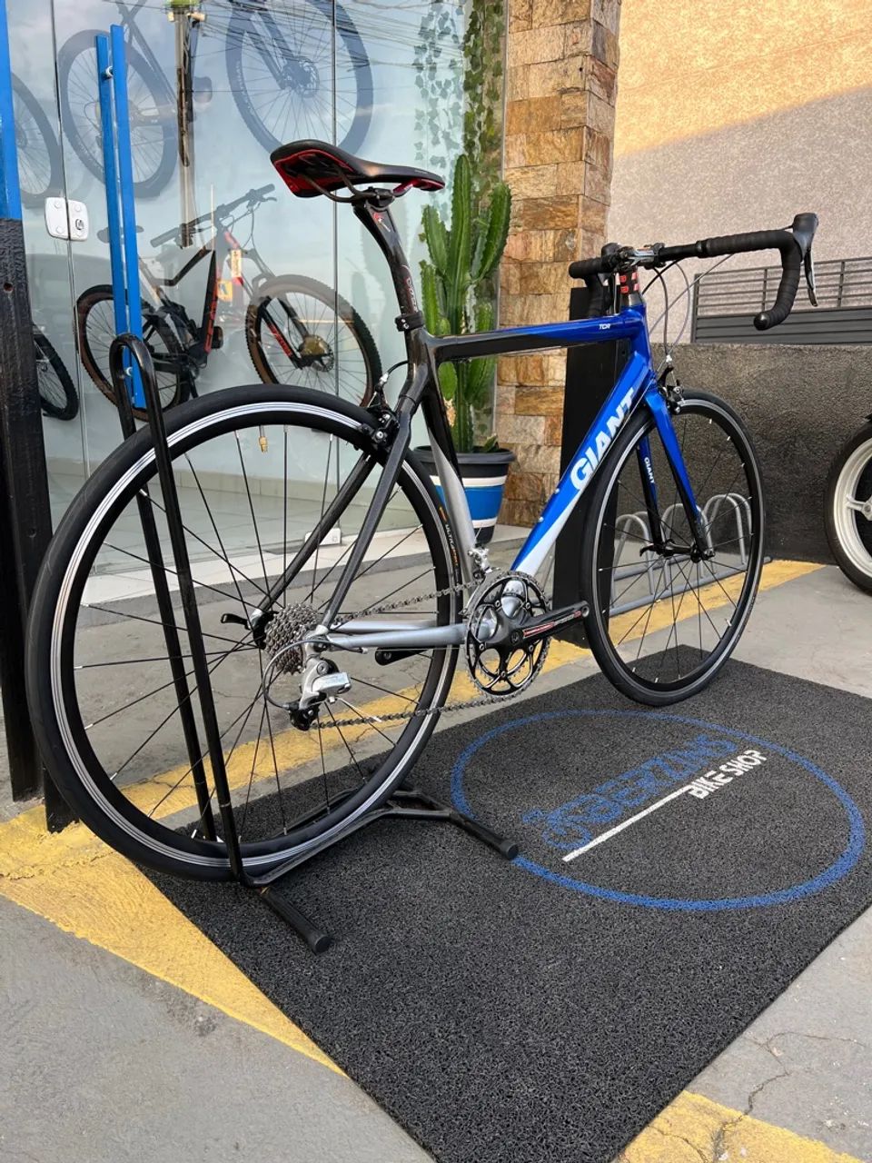 SPEED GIANT TCR M/L (54/56) - SHIMANO TIAGRA 2x9v - RODAS SHIMANO RS - MUITO NOVA - Foto 4