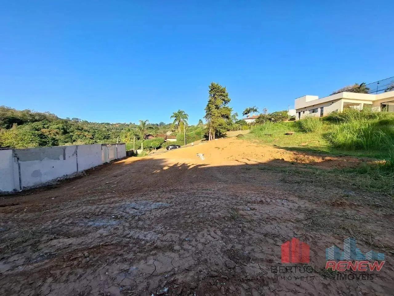 Terreno para venda no condominio Chacaras do Lago em Vinhedo/SP.