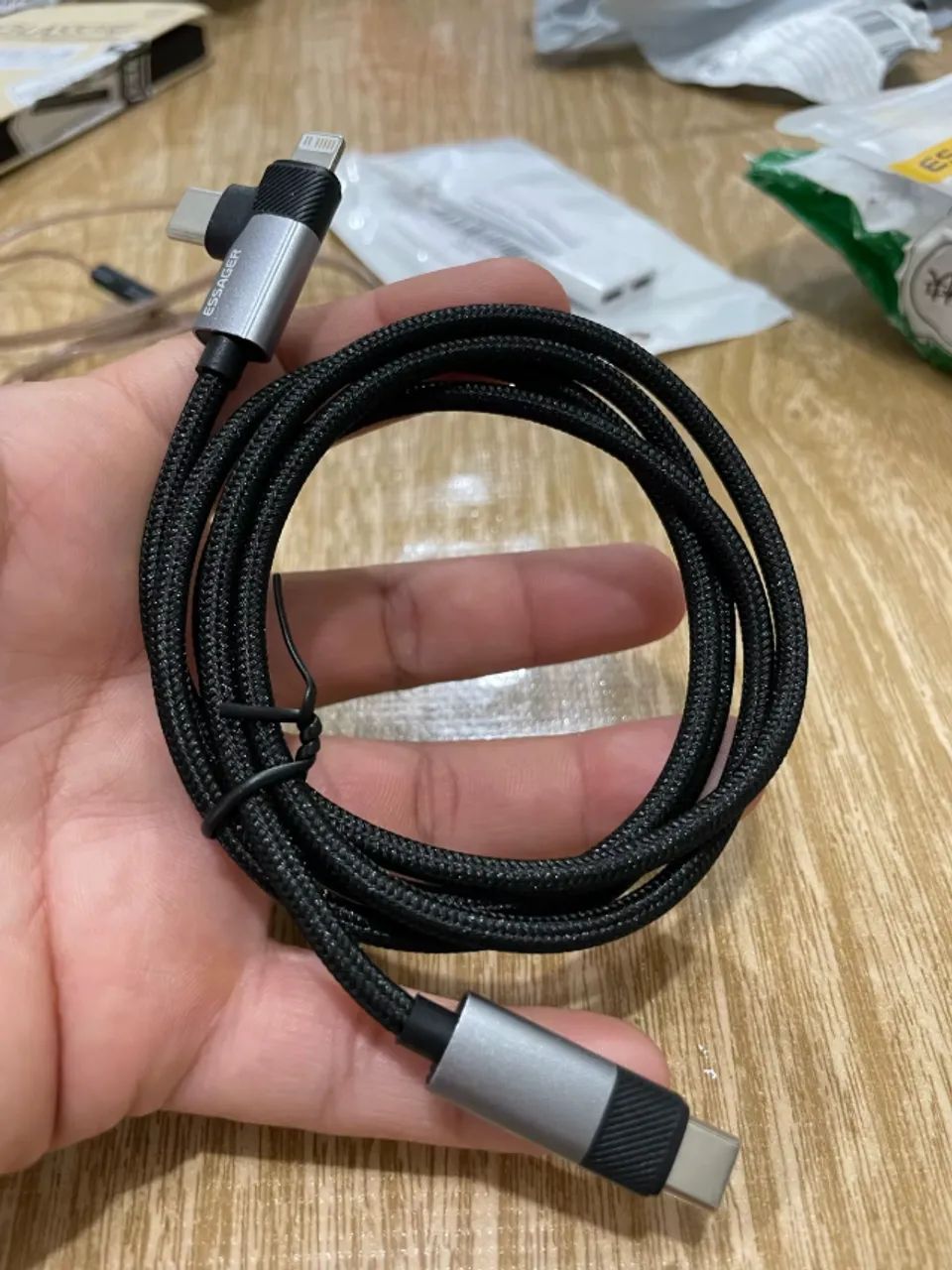 Cabo Essager 2 em 1: Tipo-C para Tipo-C e Lightning - Carregamento Rápido PD 65W e Dados! - Foto 3