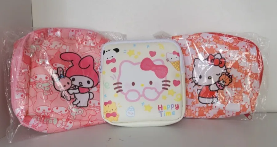 Necessaire bolsinha estojo fofo Hello Kitty My Melody fofo